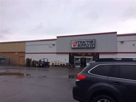 Tractor supply beckley wv - Find out the operating hours, weekly ad, phone number and website of Tractor Supply in Beckley, WV. The store is located at 4303 Robert C Byrd Drive, near Raleigh Mall and …